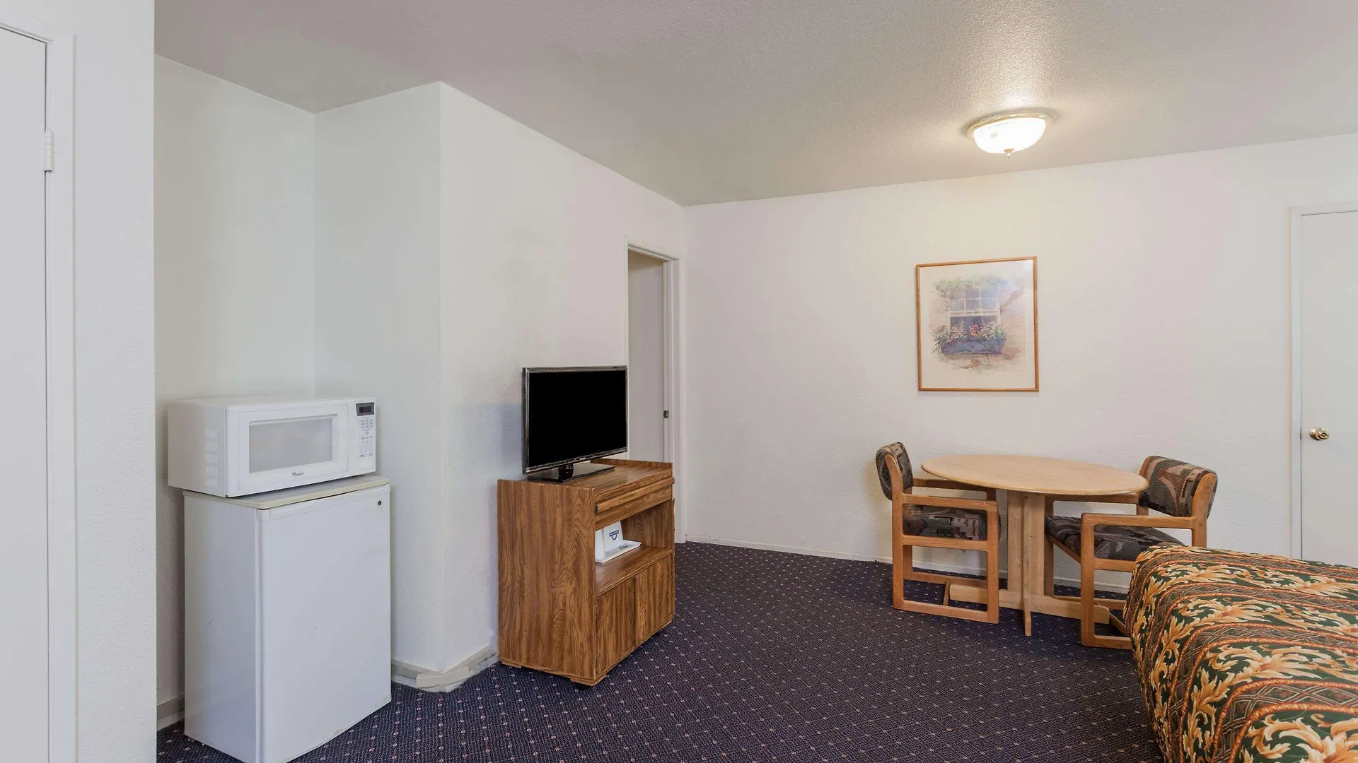 Days Inn By Wyndham Anaheim West