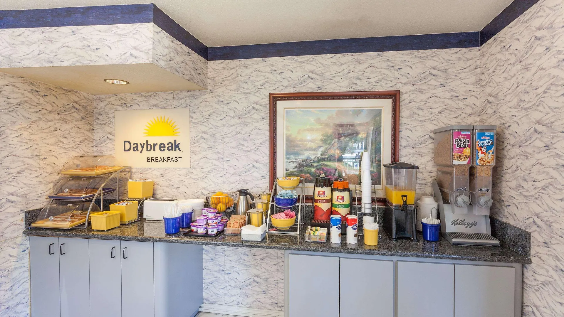 Days Inn By Wyndham Anaheim West 2*,